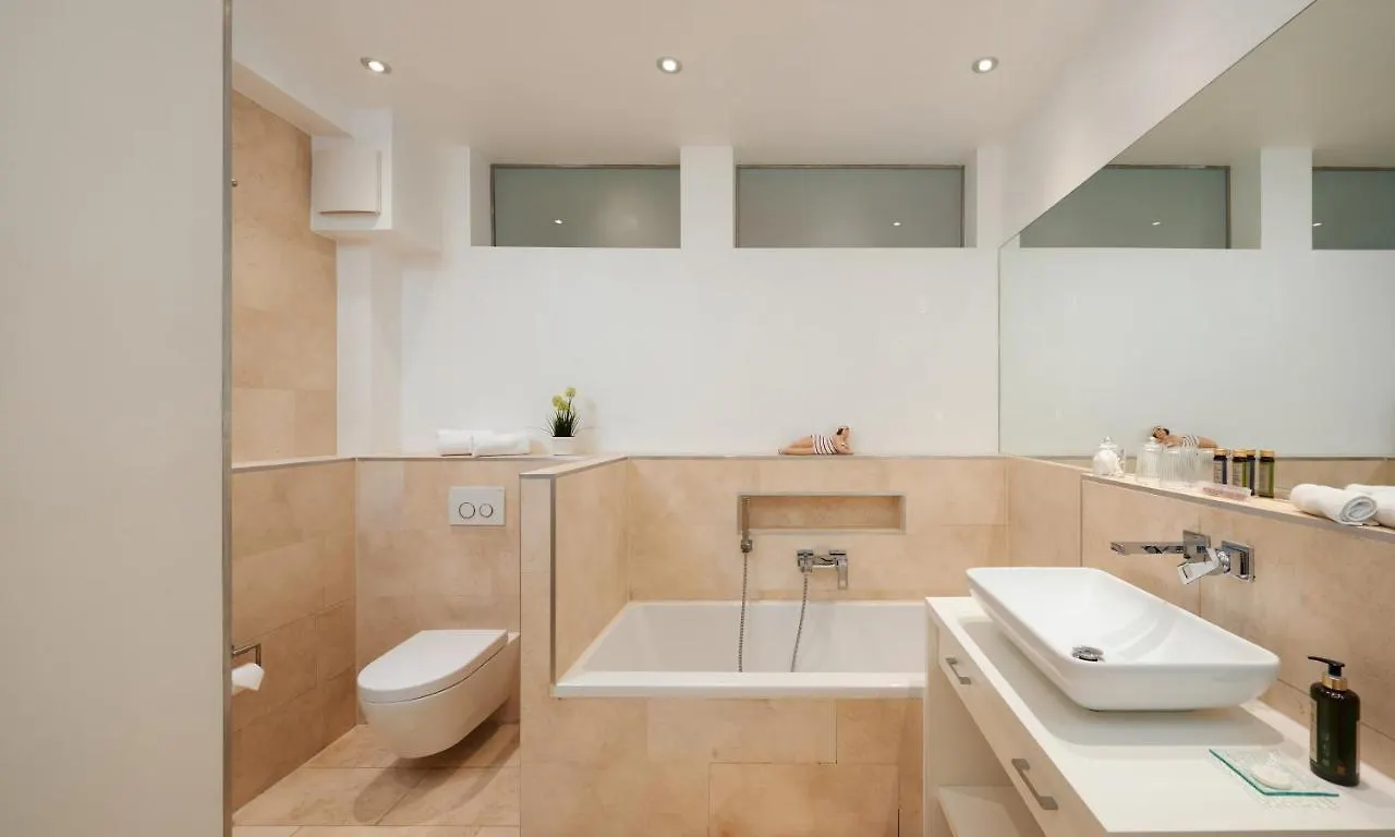 **** Aparthotel 120Qm Deluxe Apartment Suites Christina Im Stil Design Hotel Vosteen Naehe Der Kaiserburg Nürnberg Deutschland