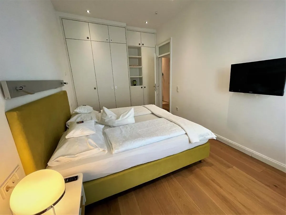 Aparthotel 120Qm Deluxe Apartment Suites Christina Im Stil Design Hotel Vosteen Naehe Der Kaiserburg Nürnberg
